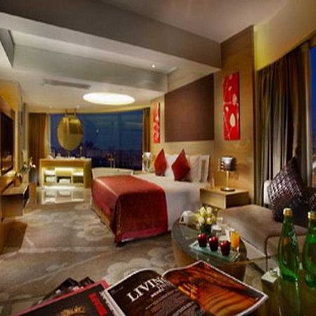 Hôtel Regal Master à Chengdu Extérieur photo